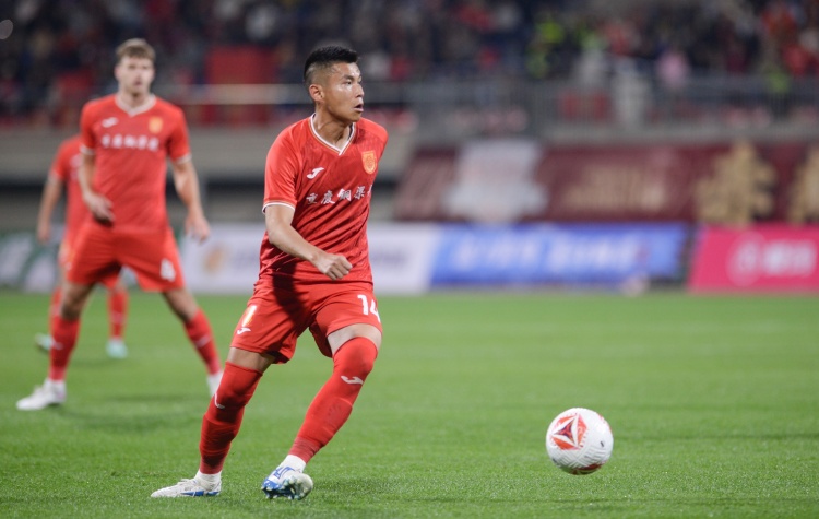 黄希扬：转型是迟早的事但希望留在铜梁龙，要